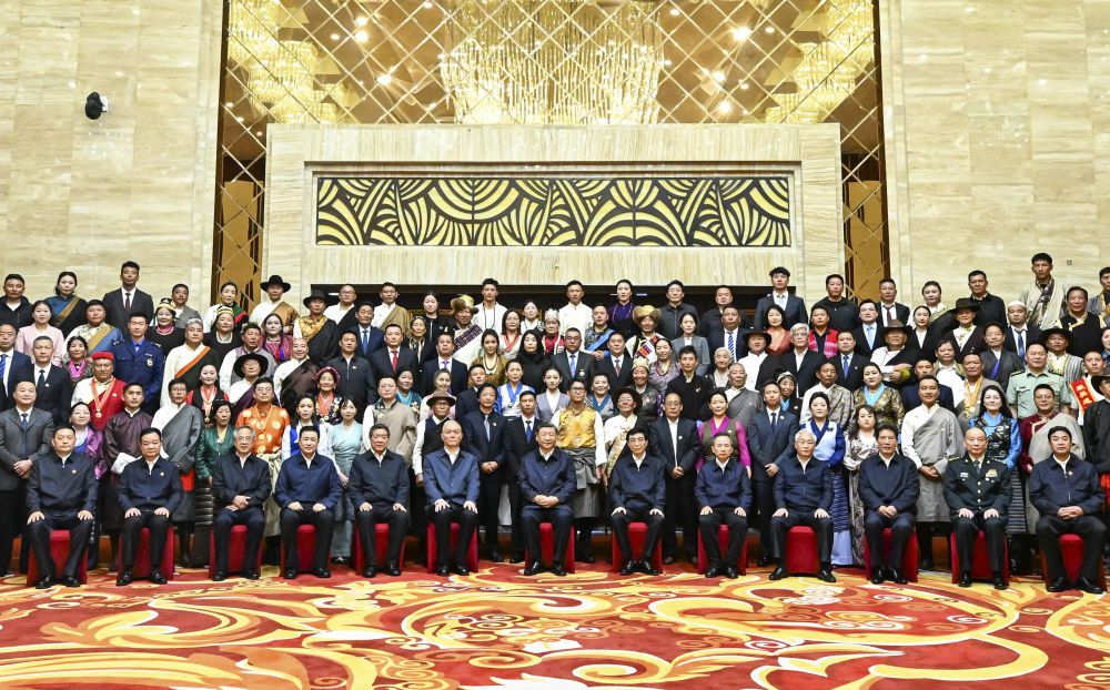 _西藏自治区团结进步宣传月_西藏解放60周年